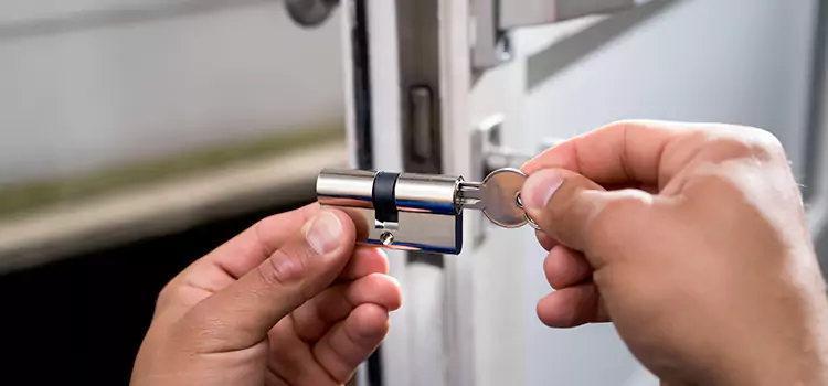 Emergency Locksmith for House Davenport